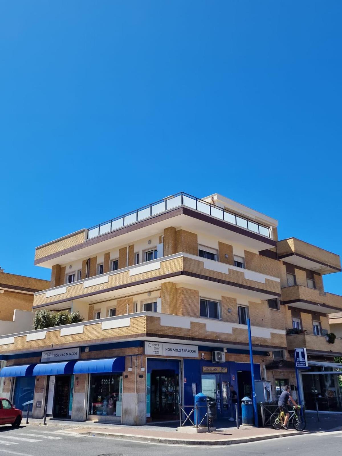 Roma Airport Sky Apartments ฟิวมิชีโน ภายนอก รูปภาพ