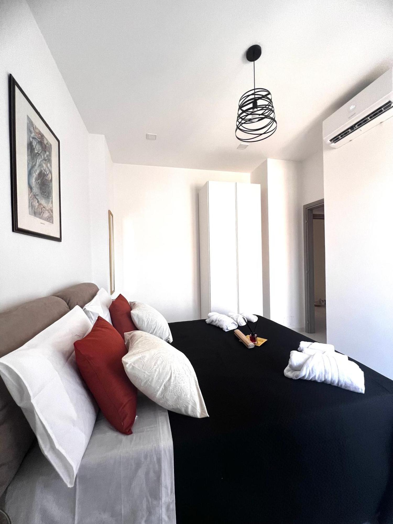 Roma Airport Sky Apartments ฟิวมิชีโน ภายนอก รูปภาพ