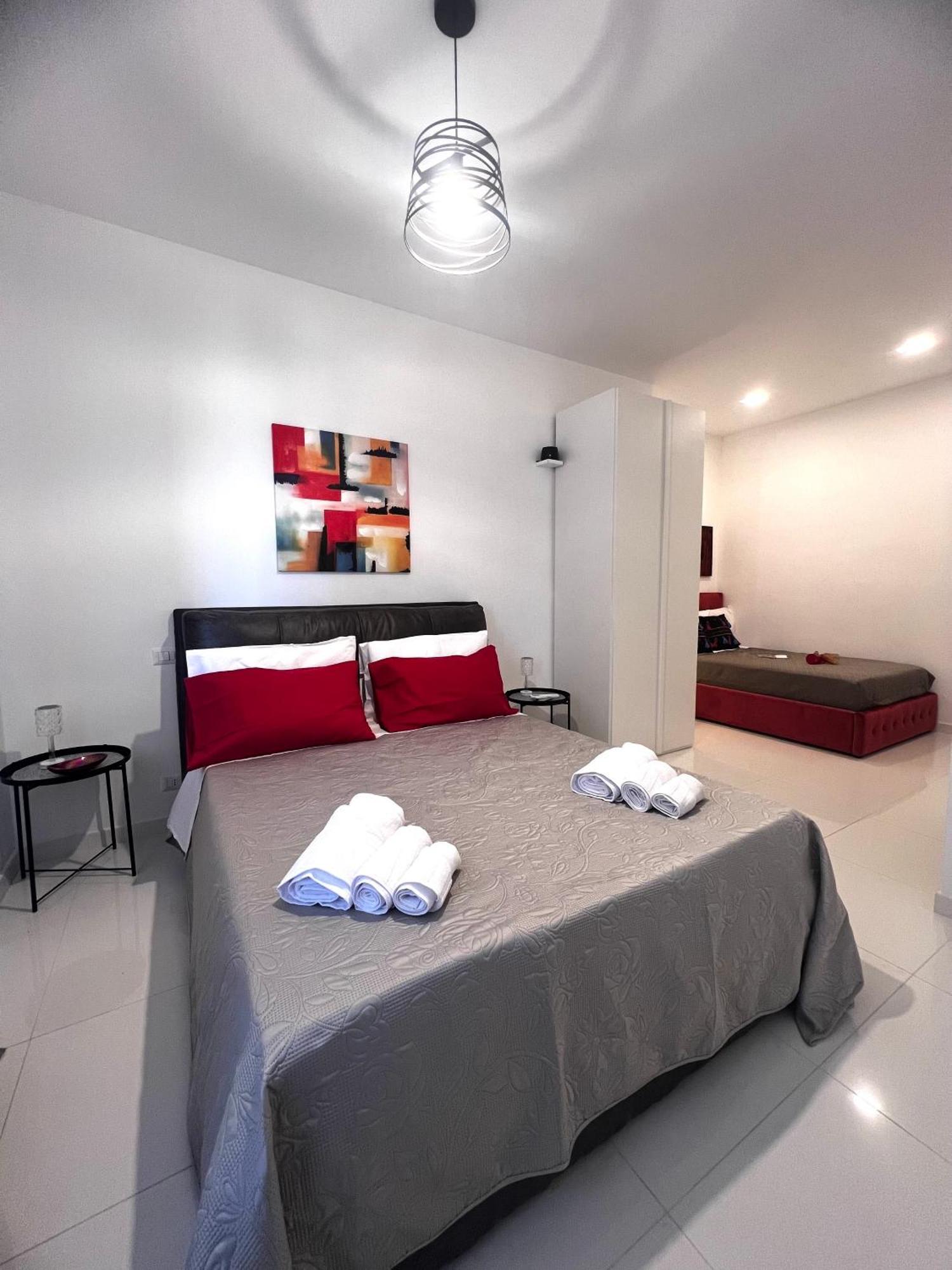 Roma Airport Sky Apartments ฟิวมิชีโน ภายนอก รูปภาพ