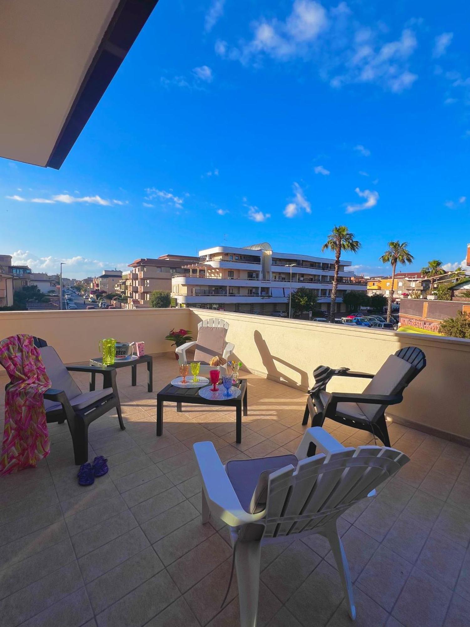 Roma Airport Sky Apartments ฟิวมิชีโน ภายนอก รูปภาพ