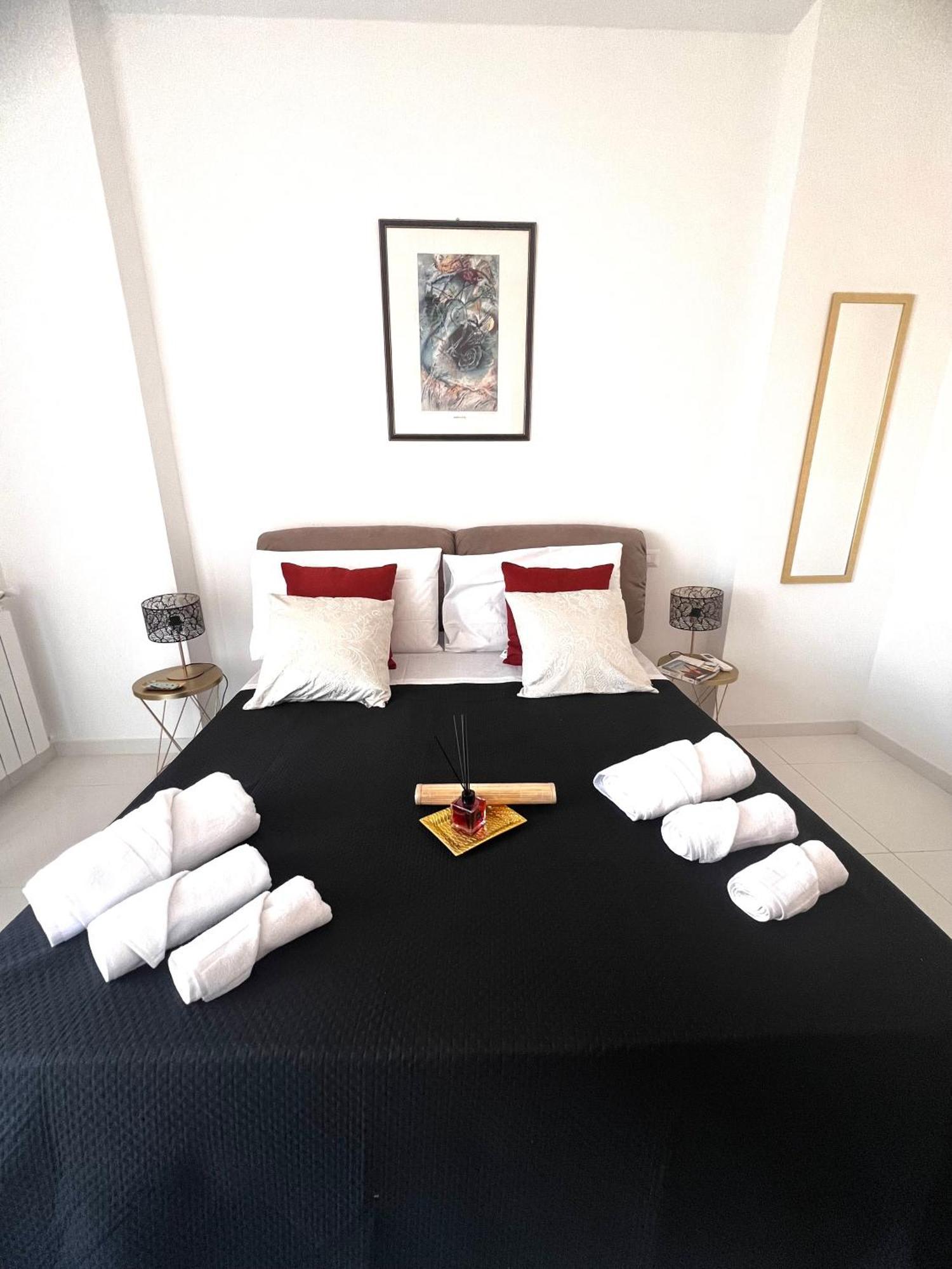 Roma Airport Sky Apartments ฟิวมิชีโน ภายนอก รูปภาพ